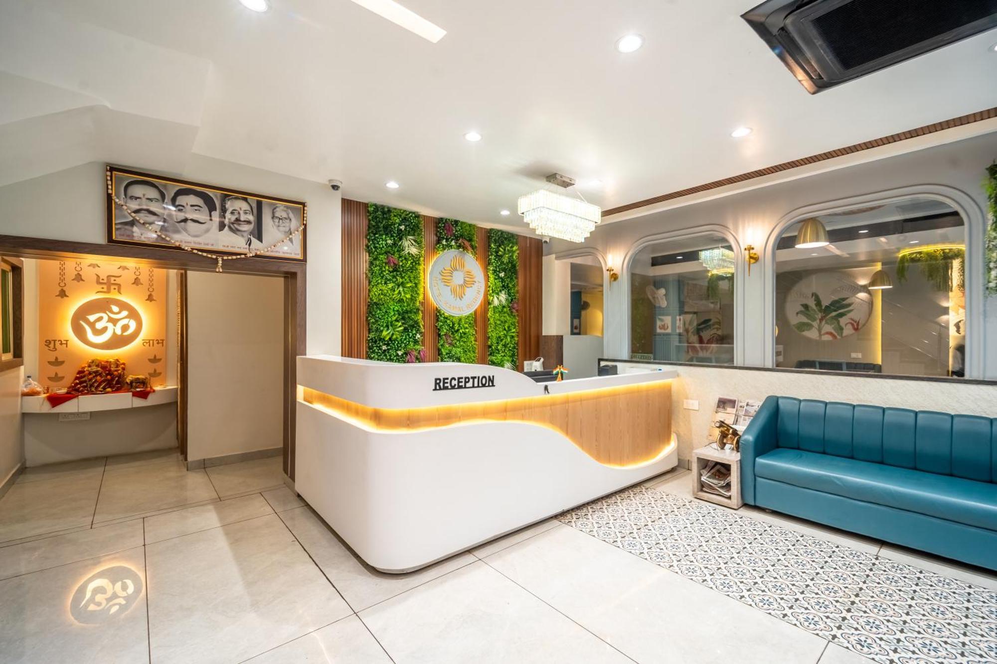 Treebo Kamal Regency Hotell Bhopal Exteriör bild